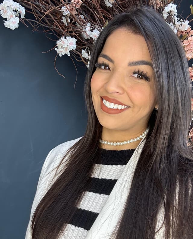 THAYNÁ MEDEIROS